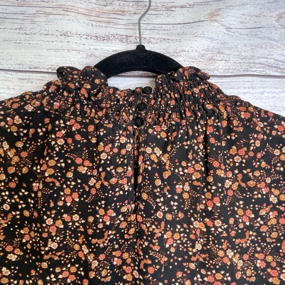 Max Studio Women's Blouse Size XL Ruffles Ditzy Print Autumn‎ Smocked Neck Cuffs - Picture 10 of 16